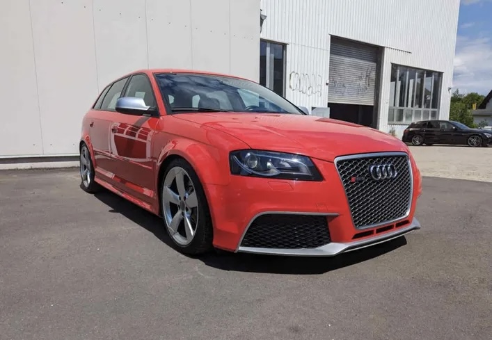 Audi RS3 8 P QUATTRO 340 CV
