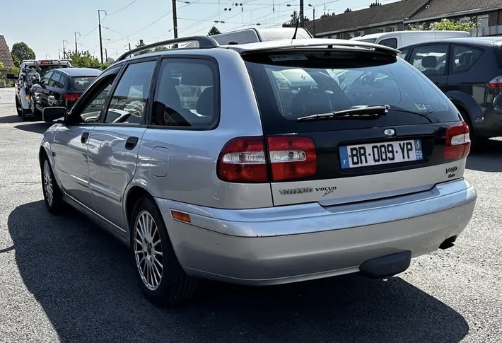 Volvo V40 Break 1.9 DI 1870cm3 115cv