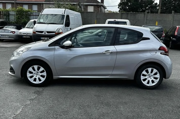 Peugeot 208 LIKE 68cv