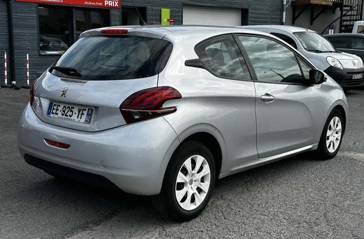 Peugeot 208 LIKE 68cv