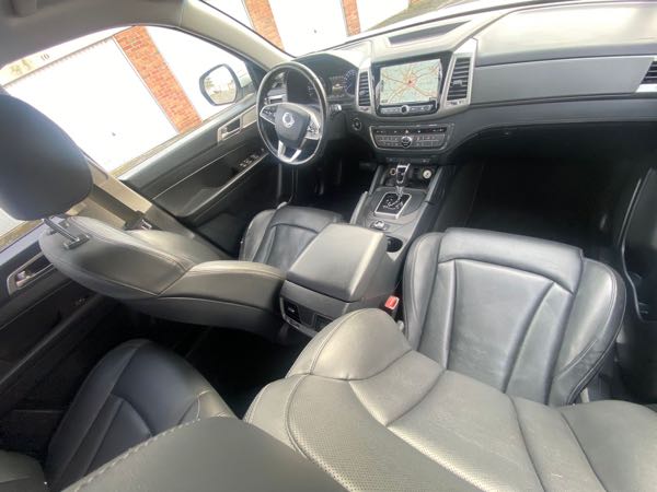 Ssangyong Musso 2.9 D SL BVA