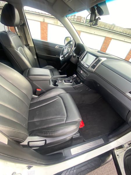 Ssangyong Musso 2.9 D SL BVA