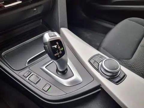 Bmw Serie 3 GT D *XENON*CAPTEURS AV/AR*NAVI*GARANTIE 12 MOIS