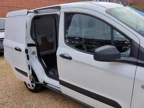 Ford Transit Courier 1.0 *CAPTEURS*CRUISE*TVA DEDUCTIBLE*GARANTIE 12M