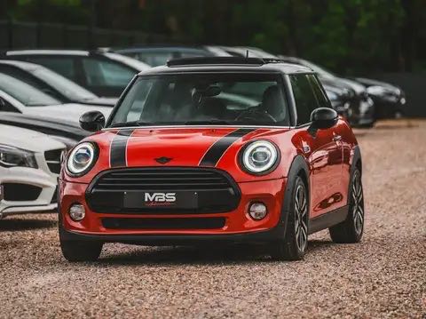 Mini COOPER 1.5A * LED * TOIT PANO * CARPLAY * HARMAN KARDON