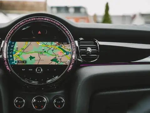 Mini ONE 1.5 OPF * LED INT * GPS PRO * CLIM BIZONE * CRUISE