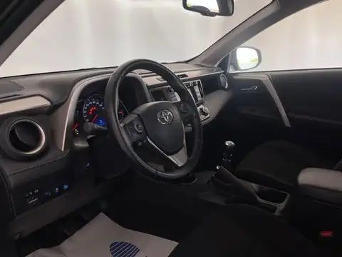 Toyota Rav 4 2.0 D-4D 4x2 S+ GPS + CLIM + JANTES * A VOIR *