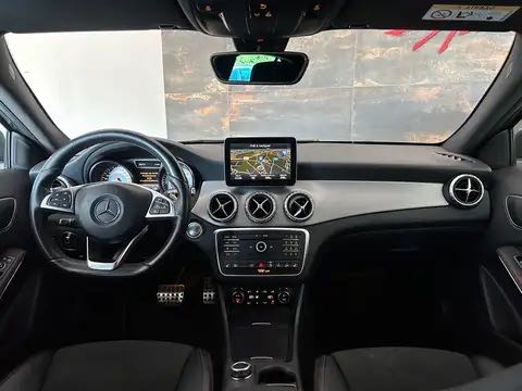 Mercedes-Benz Gla 200d 4-MATIC *PACK AMG *CAMERA *CRUISE
