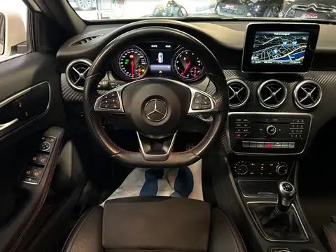 Mercedes-Benz Classe A 160 * PACK AMG*ALCANTARA*CLIM*GPS*GARANTIE 2 ANS *