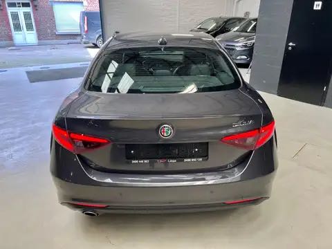 Alfa Romeo Giulia 2.2 JTD *BOITE AUTO*GPS*CUIR*LED*GARANTIE 2 ANS*