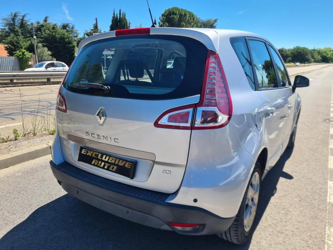 Renault Megane Scenic 1.5 DCI 110 cv Pack 8990e