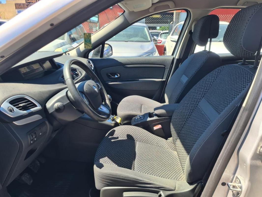 Renault Megane Scenic 1.5 DCI 110 cv Pack 8990e