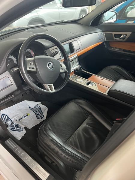 Jaguar X-type XF