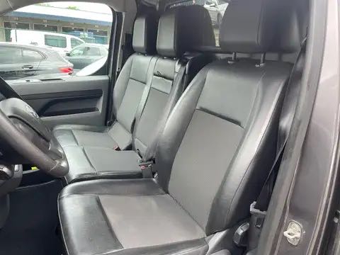 Toyota Proace 2.0 Long Chassis // Automat // Fulls Historique