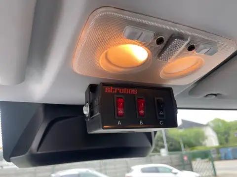 Iveco Daily 35/21 Dépanneuse // Fulls // Auto 47100€ netto
