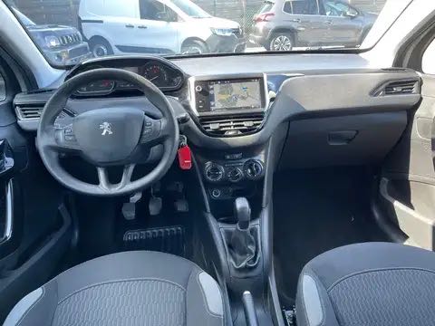 Peugeot 208 Euro6 // Navig // leds // Airco
