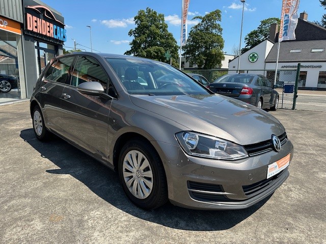 Volkswagen Golf 1.2i benzine, Automaat, 2017, GPS + Garantie