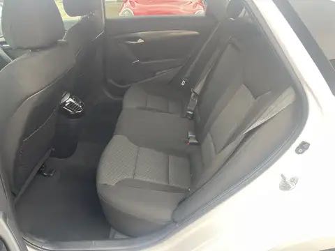 Hyundai I40 1.7 CRDi Premium // Navig // Caméra // Leds //Lif