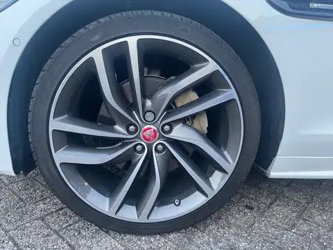 Jaguar Xf XF 2.0 R-Sport // 2018 // 83000KM // Cuir Brun // Cam // Led