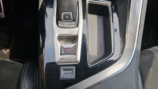 Peugeot 3008 II 1.5 BLUEHDI 130 S&amp;S CROSSWAY EAT8