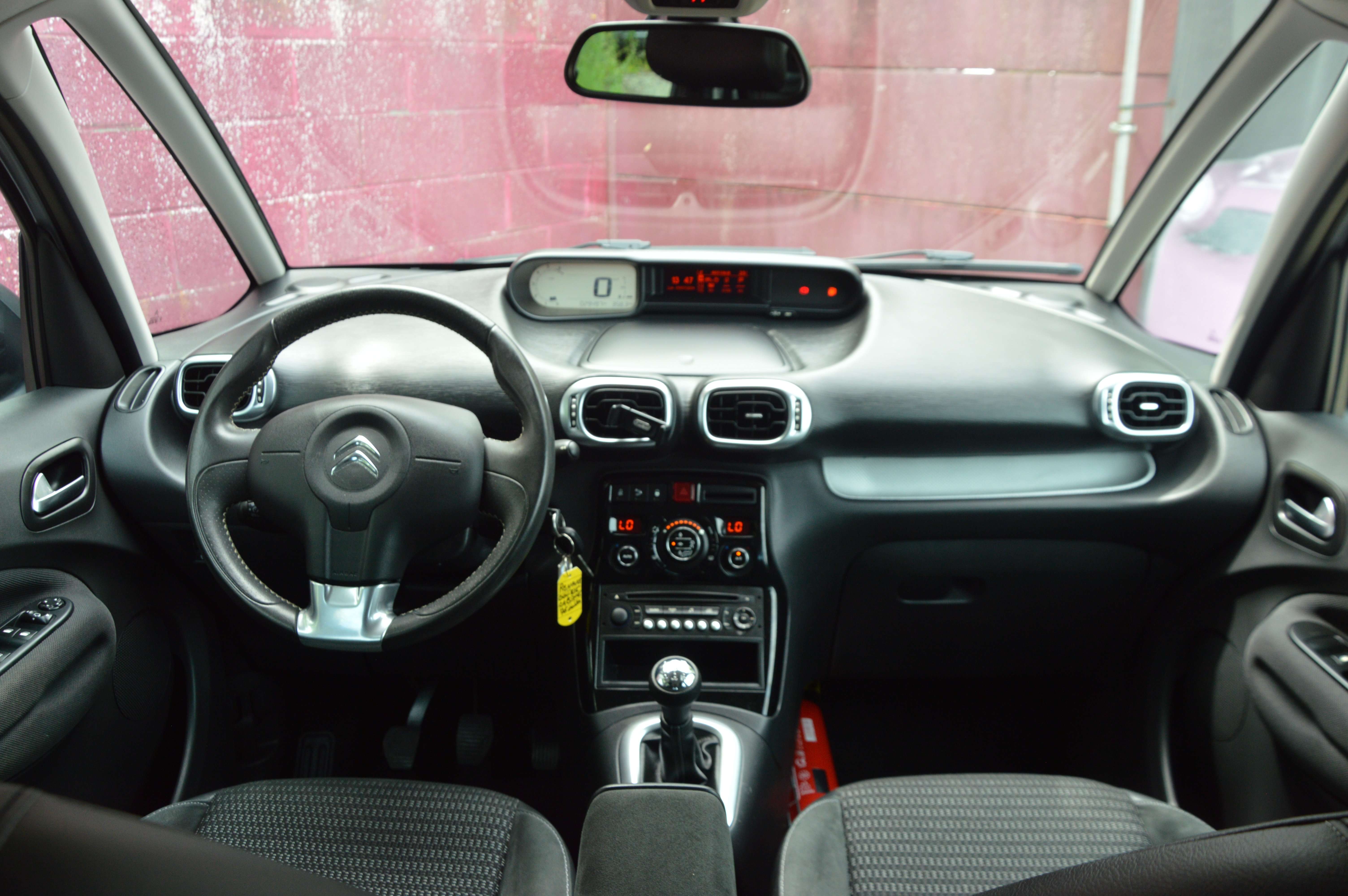 Citroen C3 Picasso 1.2PureTech Exclusive NEUF CLIM SENS AR 29.497KM