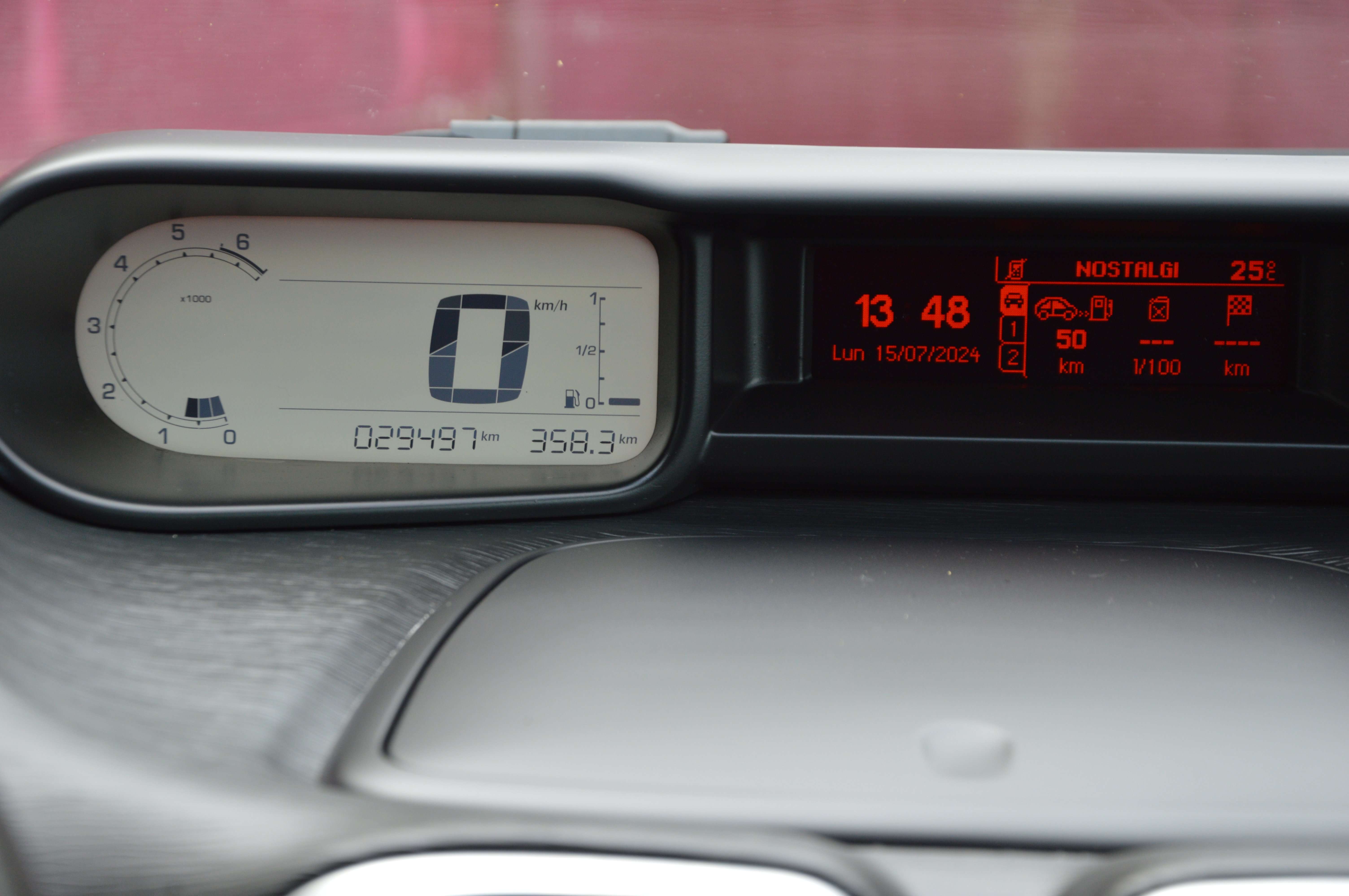 Citroen C3 Picasso 1.2PureTech Exclusive NEUF CLIM SENS AR 29.497KM