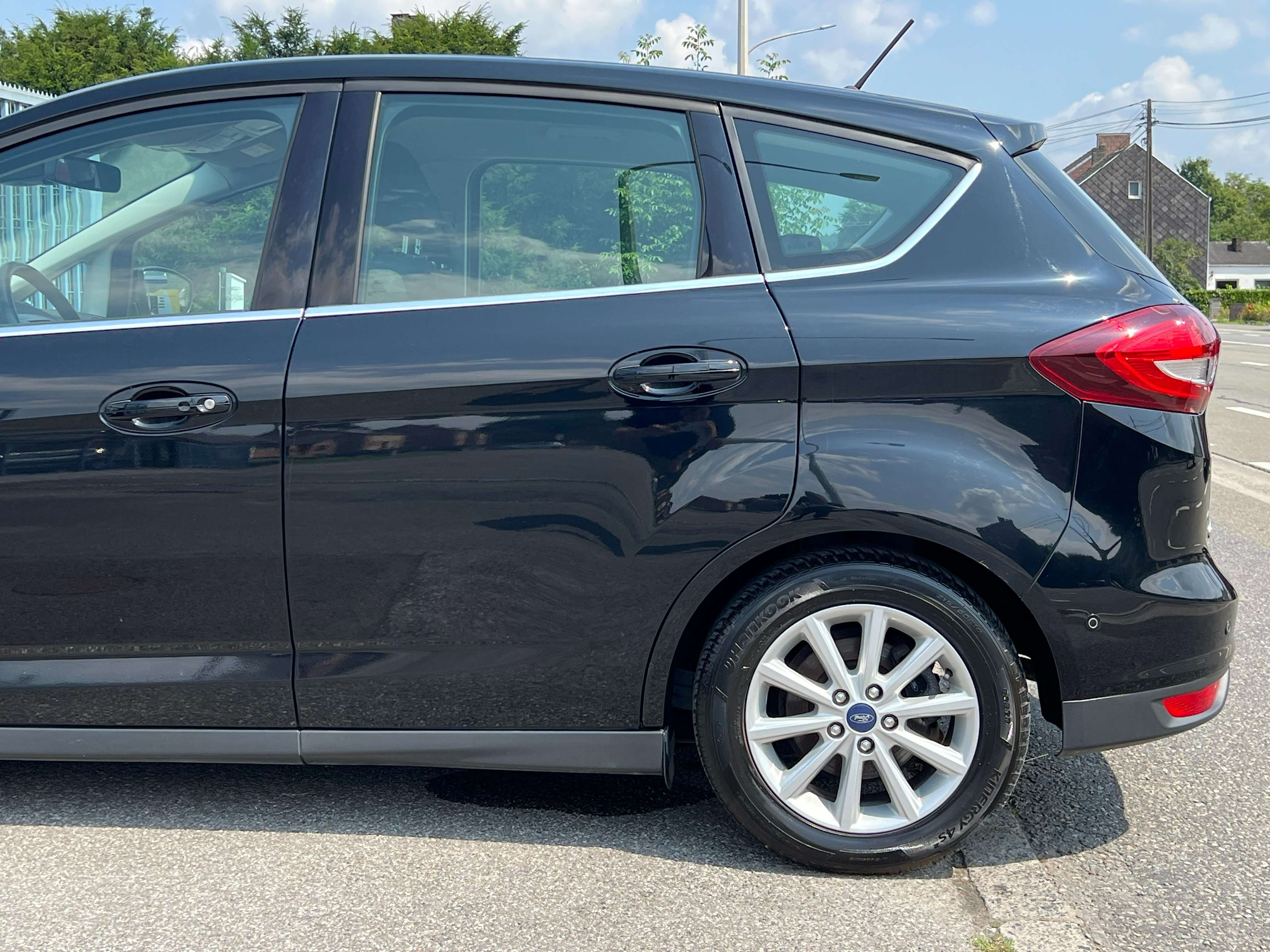 Ford C-Max 1.0*Prête a immatriculer*Titanium*Garantie 12M*