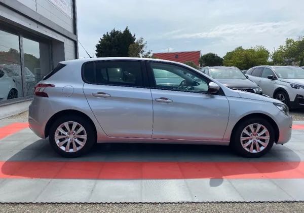 Peugeot 308 120ch 1.6 SS EAT6 Style BlueHDi