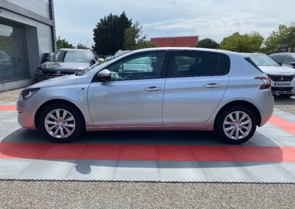 Peugeot 308 120ch 1.6 SS EAT6 Style BlueHDi