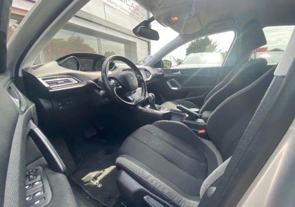 Peugeot 308 120ch 1.6 SS EAT6 Style BlueHDi