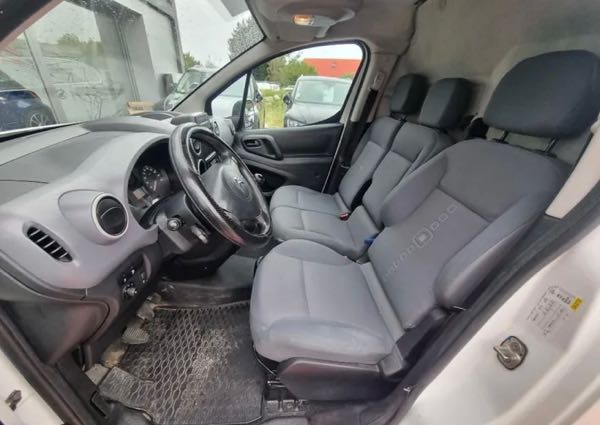 Citroen Berlingo Citroën Berlingo PLANCHER CAB CONFORT .HC 21 L1 HDi 90