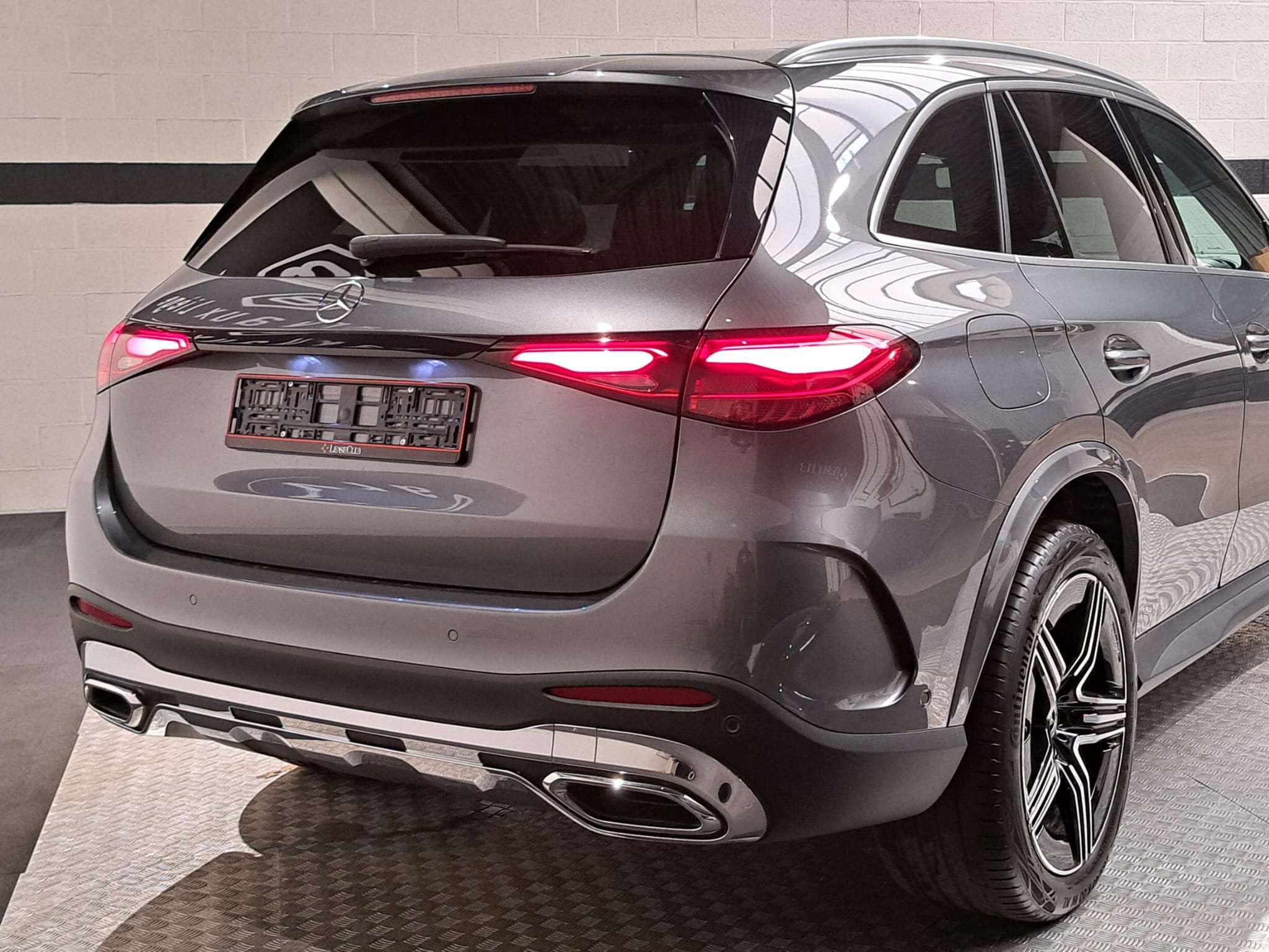 Mercedes-Benz GLC 300 e HYBRIDE AMG Line (230 kW)