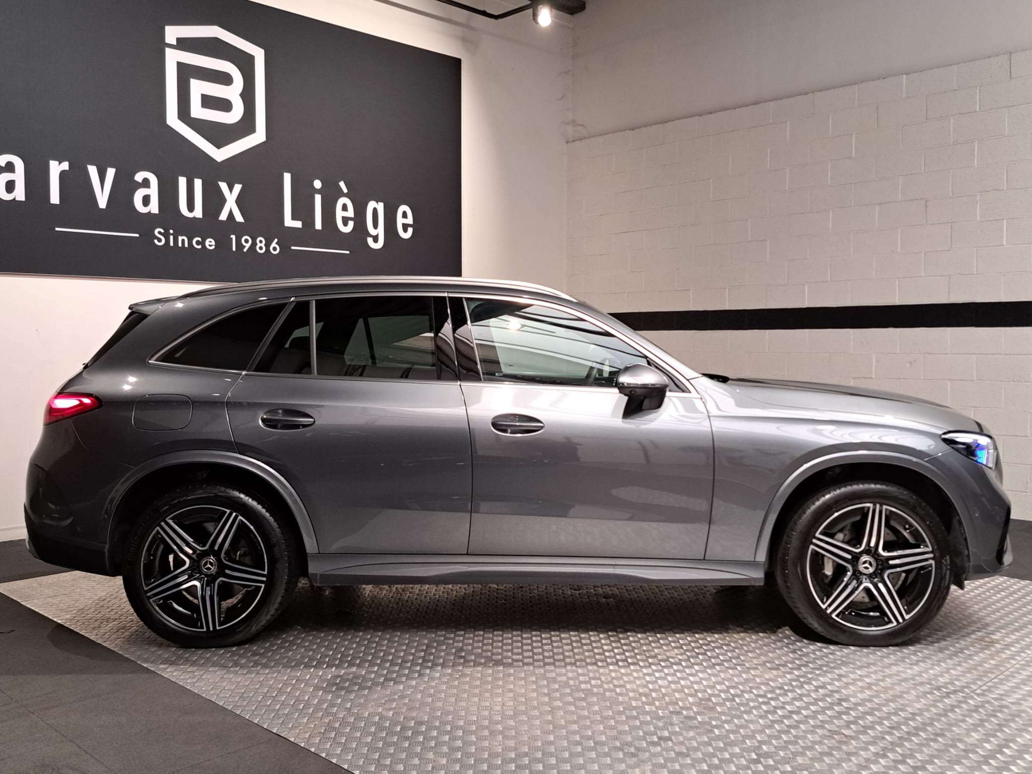 Mercedes-Benz GLC 300 e HYBRIDE AMG Line (230 kW)