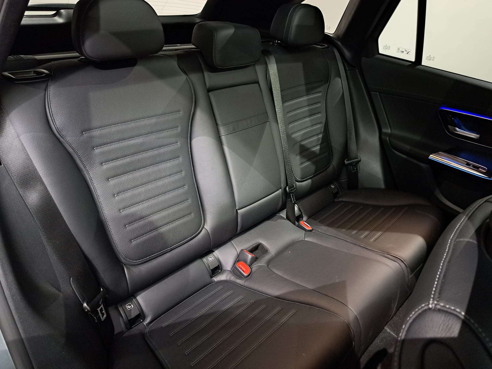Mercedes-Benz GLC 300 e HYBRIDE AMG Line (230 kW)