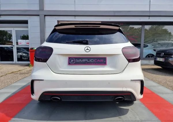Mercedes-Benz Classe A 7-G DCT 180. BlueEFFICIENCY Fascination