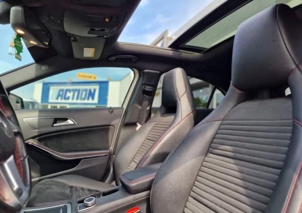 Mercedes-Benz Classe A 7-G DCT 180. BlueEFFICIENCY Fascination