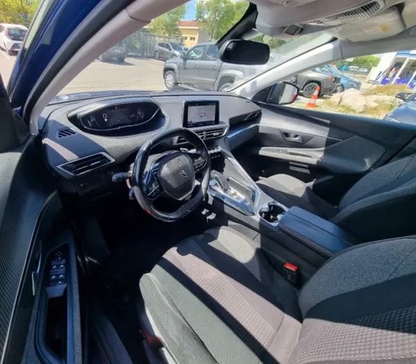 Peugeot 3008 BUSINESS SS EAT6 Active 120ch BlueHDi1.6