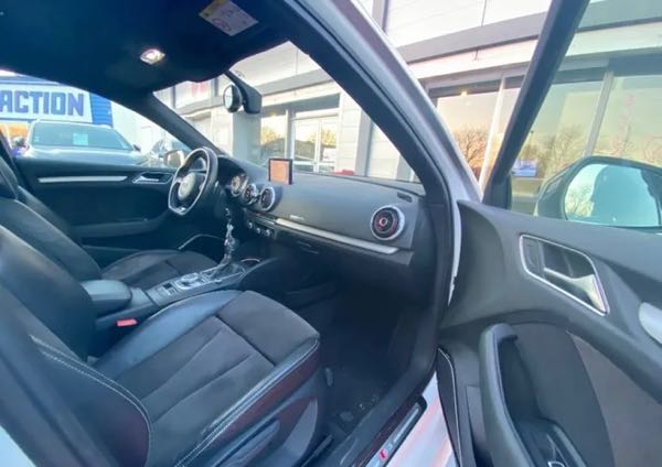 Audi S3 sportback 6 2.0 TFSI 300 Quattro S-Tronic