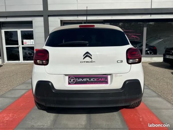 Citroen C3 PureTech110 SS ELLE