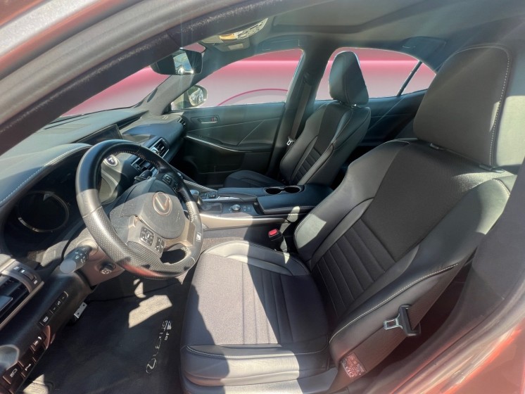 Lexus Is MY20 300h F SPORT