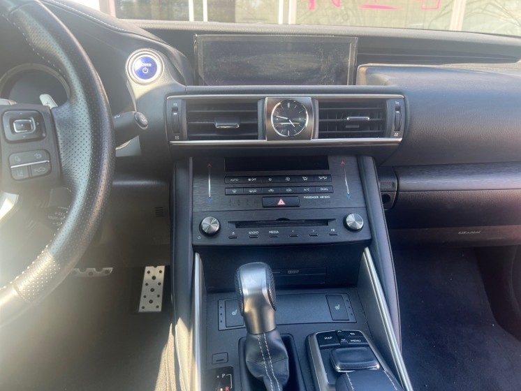 Lexus Is MY20 300h F SPORT