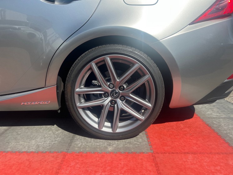 Lexus Is MY20 300h F SPORT