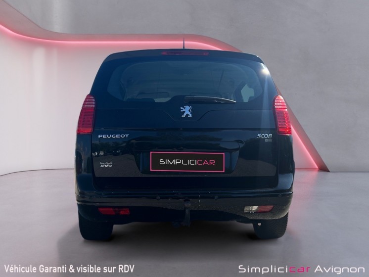 Peugeot 5008 BUSINESS 1.6 e-HDi 112ch FAP BMP6 BLUE LION 7pl