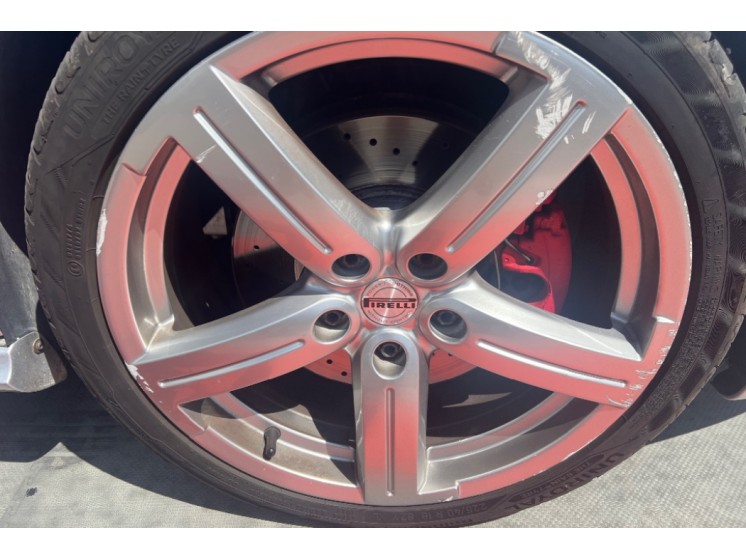 Volkswagen Golf DSG 2.0 T 16S FSI 230 GTI Pirelli