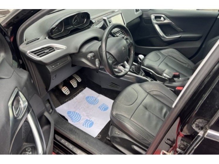 Peugeot 2008 BlueHDi 120ch SS BVM6 Féline Titane 1.6