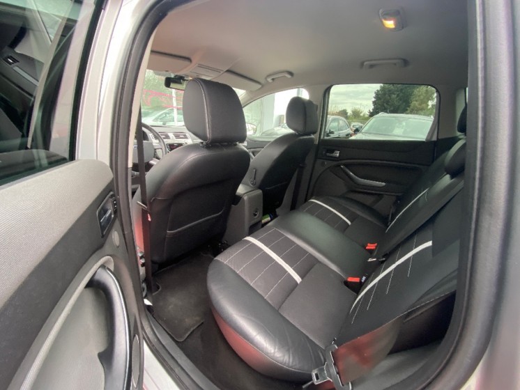 Ford Kuga 4x4 2.0 TDCi Titanium Powershift A140 DPF