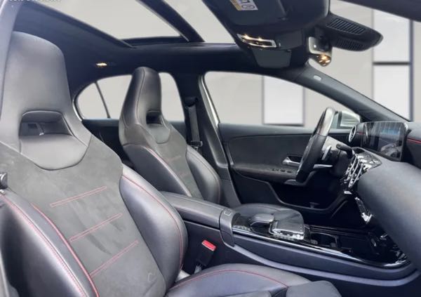Mercedes-Benz Classe A IV BERLINE 180 D AMG LINE 7G-DCT