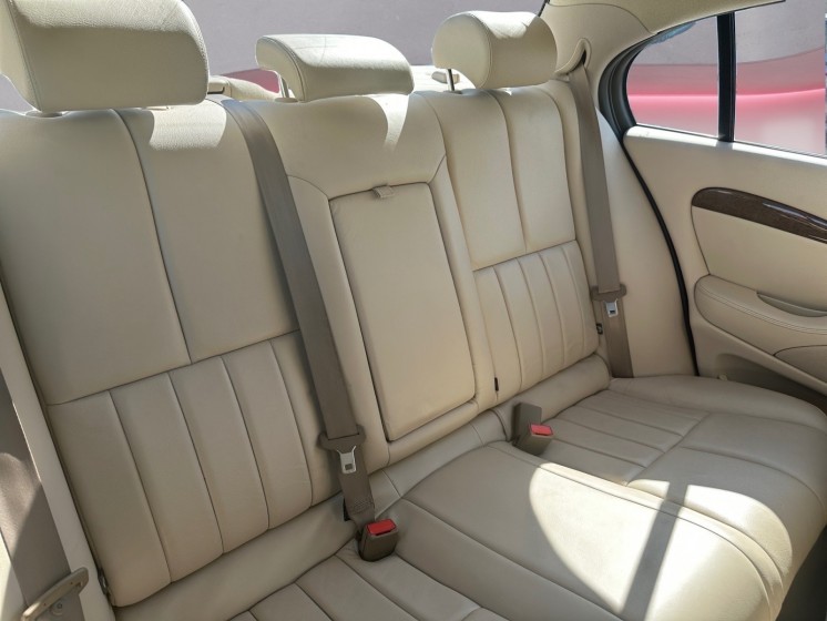 Jaguar S-type 4.2 V8 Classique A