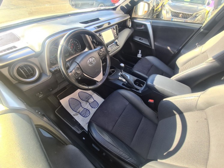 Toyota Rav 4 HYBRIDE 2018 2WD Black Edition 197ch