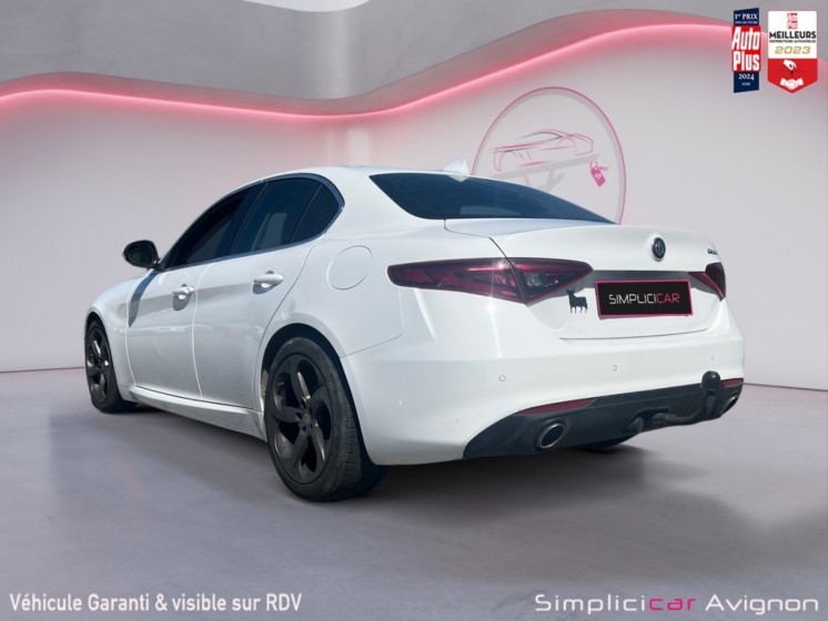 Alfa Romeo Giulia Super 2.2 180 ch